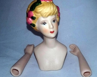 Mangelsen's Porcelain Lady with Blonde Hair & Hands Set Model 016082 (50MM)