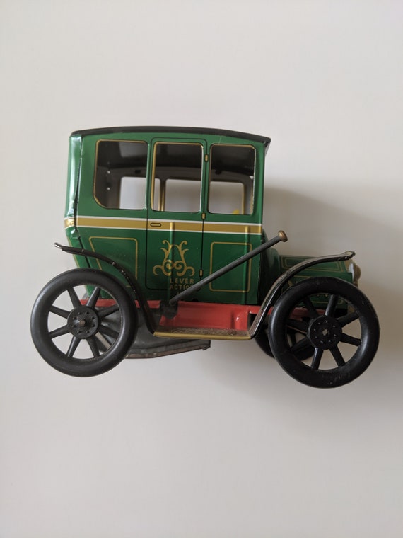 vintage tin model cars