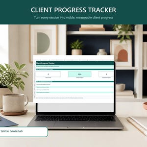 Puede incluir: Una pantalla de portátil que muestra una hoja de cálculo digital de seguimiento del progreso del cliente con un encabezado verde oscuro, fondo blanco y campos de datos azul claro. La interfaz incluye secciones para clientes activos.