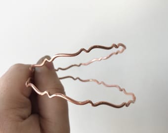 Handcrafted Copper Wave Bangle Bracelet: Hammered or Smooth