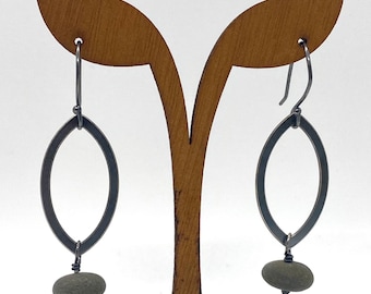 Leaf Rock Earrings