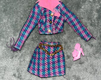 Muñeca Barbie Fashion Avenue International France rosa y azul de 1997, modelo 18106, extra rara.