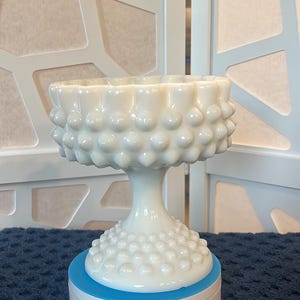 Grapefruit and mint scented candle