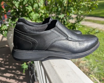 Men's  Nunn Bush Kore Pro  leather Slip Ons gel heel memory foam size 9m