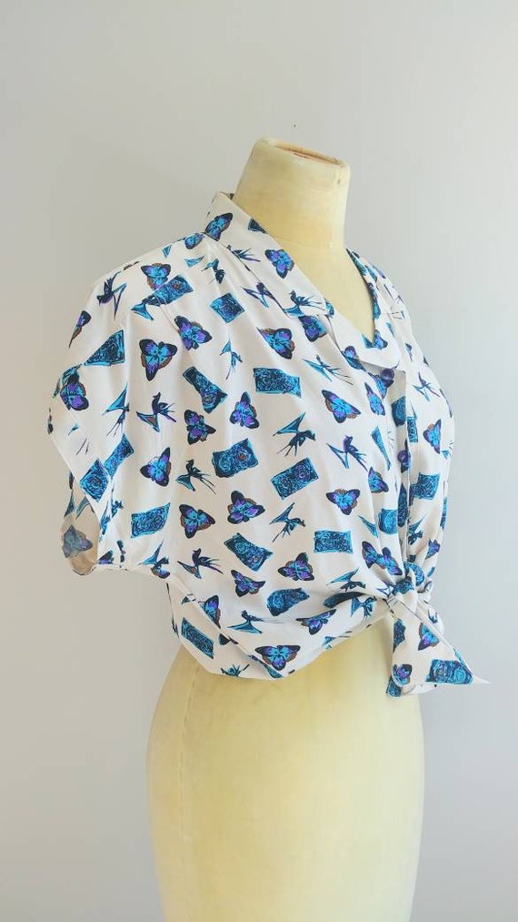 Large Vintage Silk Womens Blouse Peacock Novelty … - image 3