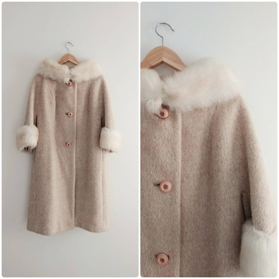 Medium Vintage 1960s Mohair Wool Faux Fur Swing Co