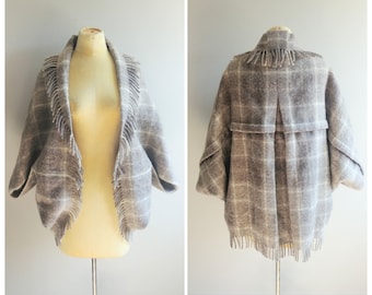 S/M Vintage Womens Plaid Short Wool Cape Coat Fringe Jacket