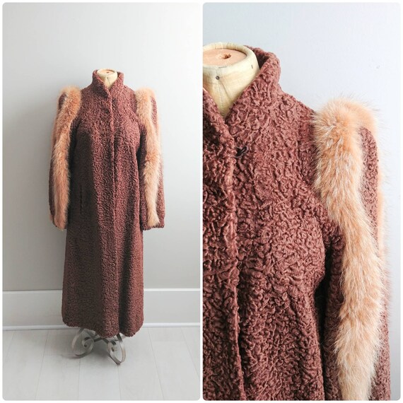 Medium Vintage 1940s Brown Persian Lamb Curly Shee