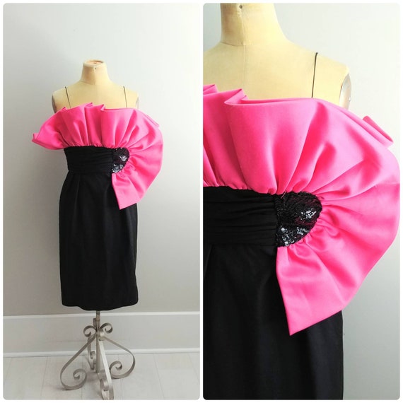 Small Vintage 1980s Origami Ruffle Party Dress Bla