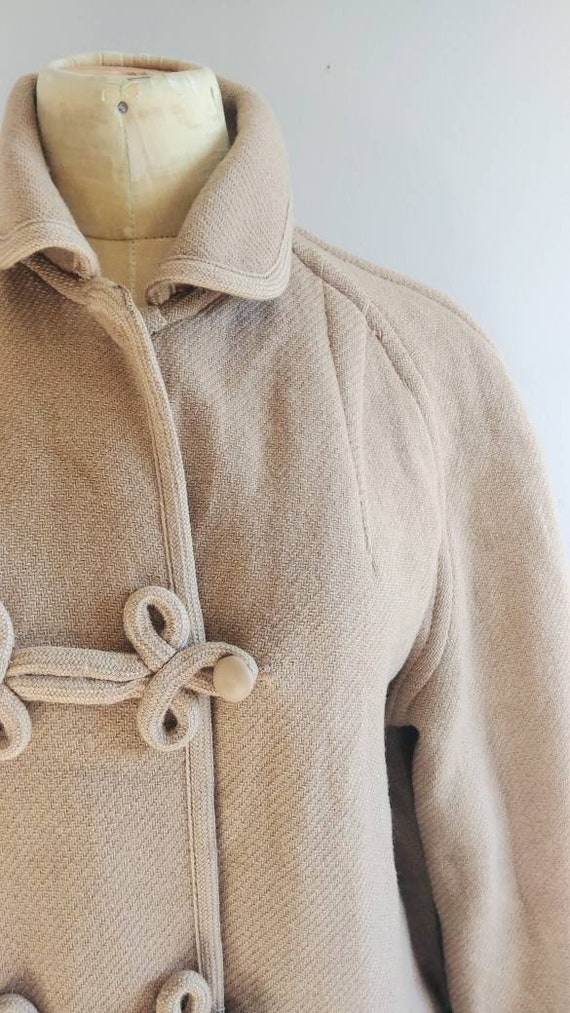 Medium Vintage Reversible Beige Wool Wrap Long Co… - image 5