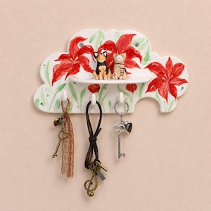 Custom Red Lily Floral Ceramic Pet Key Holder Wall Key Rack Personalized Portrait Shelf Botanical Cat Dog Entryway Decor Gift For Pet Mom
