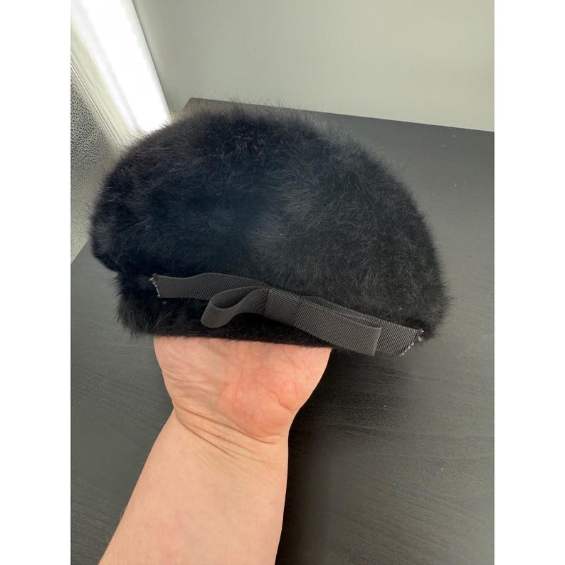 Boina Kangol negra de angora con detalle de lazo, fabricada en Inglaterra, estilo vintage Y2K imagen 1