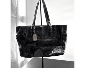 Coach Gallery Tote – Black Patent Leather Studded Turnlock (H04Q-1432)