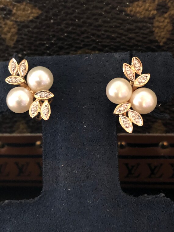 14 Karat Yellow Gold Diamond And Pearl Earrings - image 1