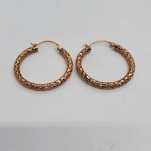 10 Karat Rose Gold 1 1/4 Inch Diamond Cut Hoop Earrings