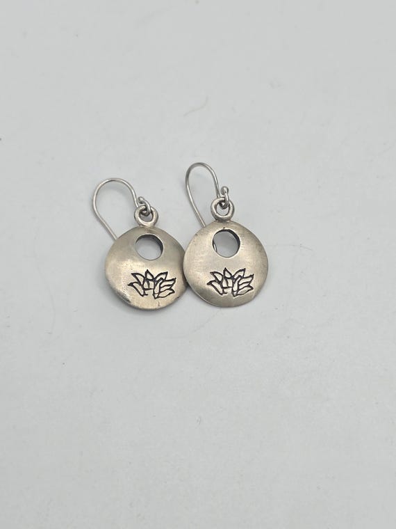 Sterling silver Round Floral Lotus Flower Earrings