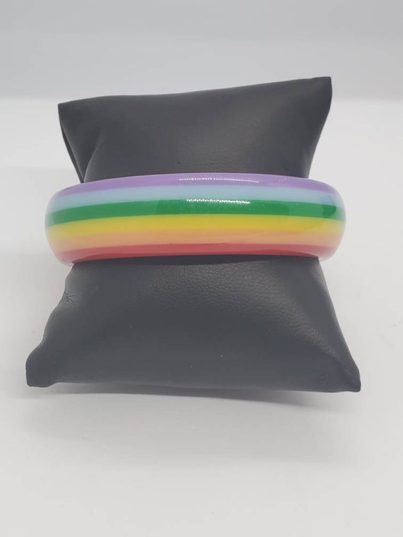 Vintage Rainbow Striped Plastic Layered Bangle Bra