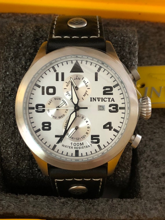 Invicta Chronograph Water Resistant Watch new in b