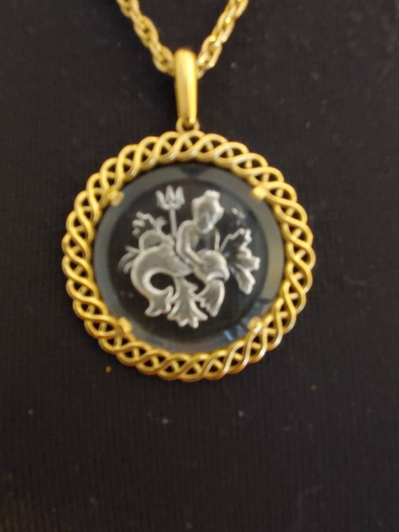 Crown Trifari Gold Tone Neptune Intaglio Pisces Mermaid Merman Glass Pendant Necklace Signed View 2