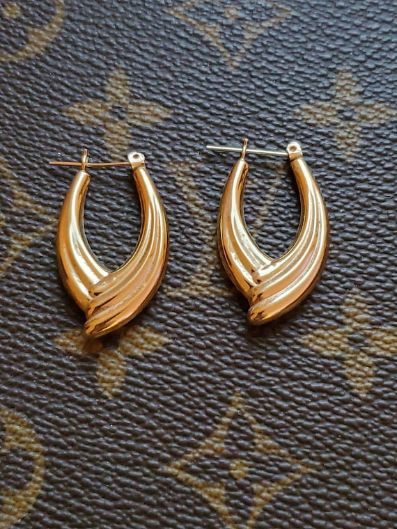 14k Yellow Gold Large Hoop Earrings