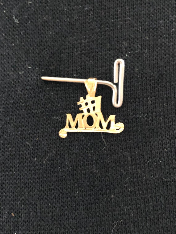 14 Karet Yellow Gold #1 MOM Charm or Pendant - image 1