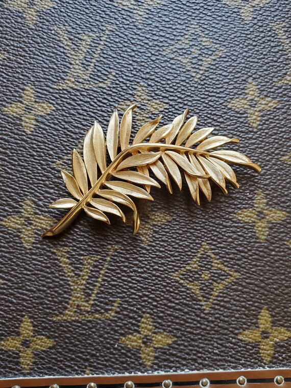 Trifari Gold Tone Palm Frond Brooch