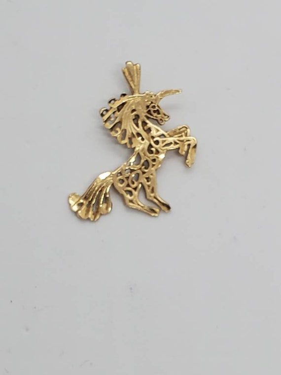 14 Karat Yellow Gold Filigree Unicorn Pendant - image 3