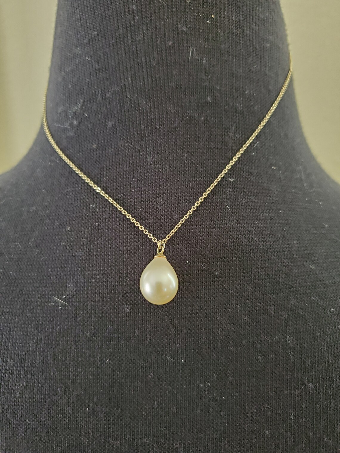 Silver Pearl Necklace
