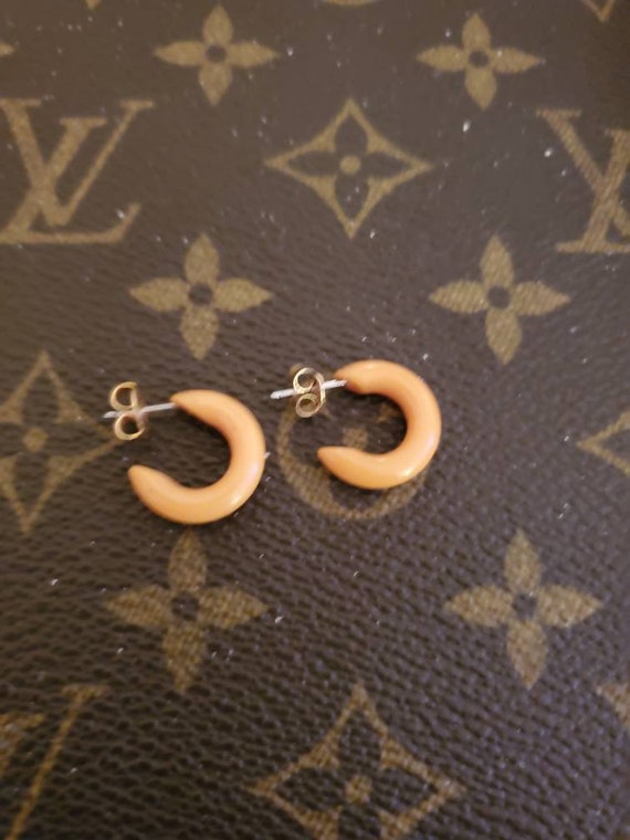 Vintage Bakelite Yellow Hoop Earrings - image 1