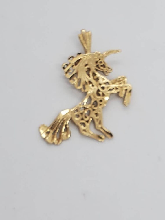 14 Karat Yellow Gold Filigree Unicorn Pendant - image 1