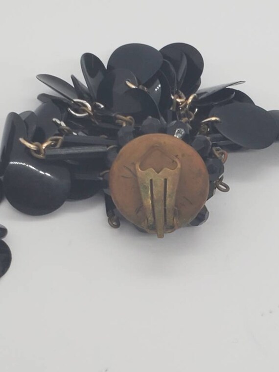 1940s Large Round Black Sequin Cluster Earrings - image 7