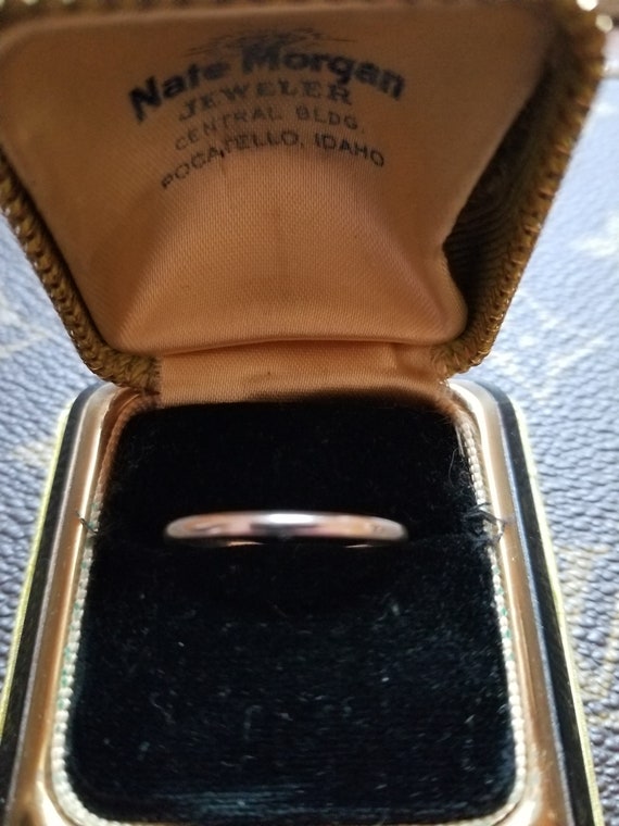 14k White Gold Band - image 1