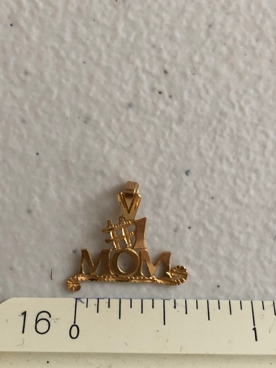 14 Karet Yellow Gold #1 MOM Charm or Pendant - image 2