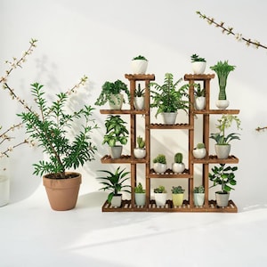 Soporte de madera para plantas de interior, estante de varios niveles para 16 macetas, estante de madera para flores para patio, balcón y sala de estar.