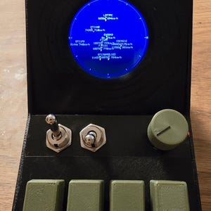Desk radar, desk gadget (airplanes, ships, sattelites, weather and games). Mechanical buttons, real sensors.