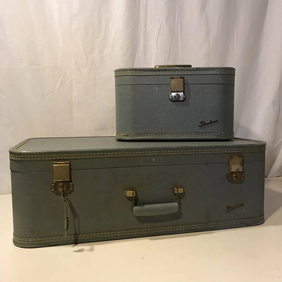 vintage starline suitcase