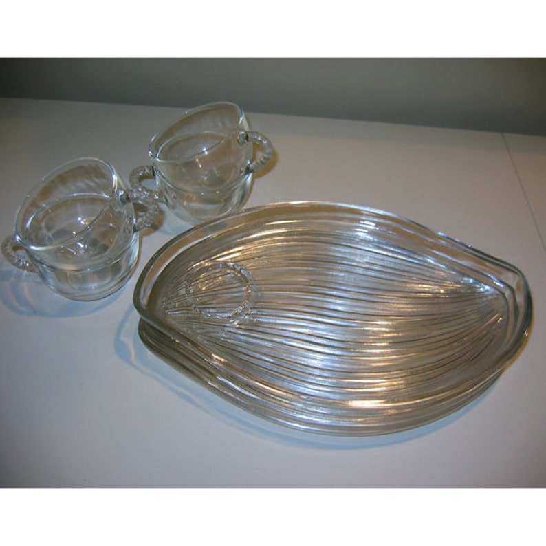 Federal Glass Hawaiian Leaf Pattern Set of 6 Vintage 1950s Snack Set
