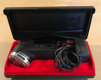 Vintage 1980s Norelco type HP 1320 Triple Header Men's Shaver