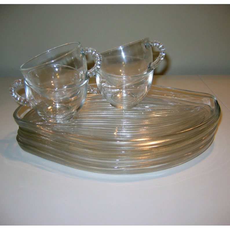 Federal Glass Hawaiian Leaf Pattern Set of 6 Vintage 1950s Snack Set