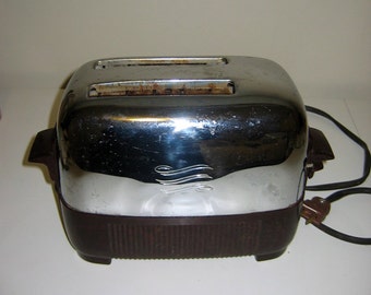 Mid-century General Electric GE Bakelite & Chrome Two Slice Toaster 