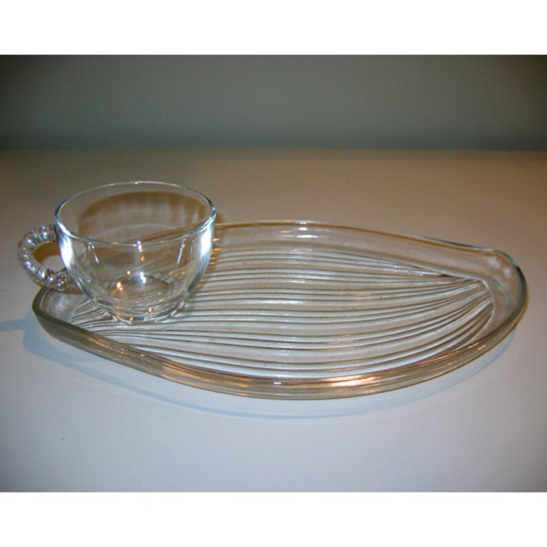 Vintage 1950s Snack Set, Federal Glass Hawaiian Leaf Pattern, Set of 6