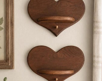 Vintage Wooden Heart Shelves – Set of 2, Rustic Farmhouse Wall Décor, Peg Hooks