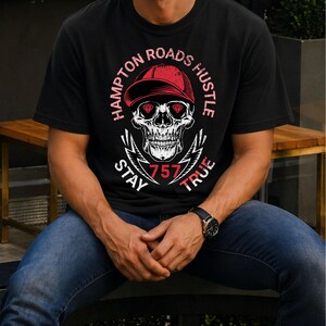 Maglietta Hampton Roads Hustle Skull / Maglietta con prefisso 757 della Virginia / Maglietta grafica streetwear / Urban Hustle / Regalo per i residenti