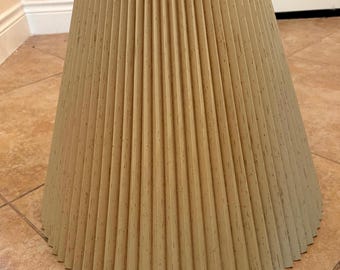 Vintage Mid Century Pleated Lamp Shade | Textured Faux Burlap Linen Accordion Knife Pleat Empire Cone Shape | 1970s Retro MCM