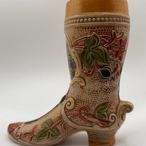 Jarra de cerveza Gerz de Alemania Occidental, estilo años 70, con forma de bota - 0,3 L - Taza de cerámica con forma de zapato de Frankfurt am Main - Gres con relieve pintado a mano, estilo victoriano de tacón alto.