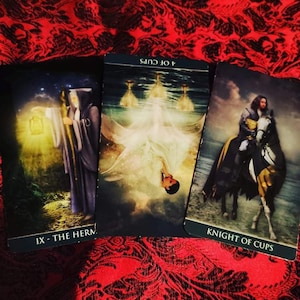 Full Tarot reading/spiritual counseling/divination/spirit communication