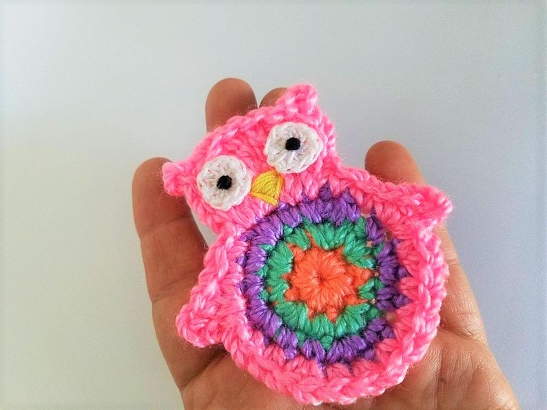 On SALE 10/% off 1pc 3 Bright PINK OWL Crochet Applique