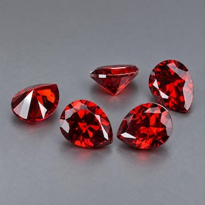 15 Karat, hochwertige, zertifizierte, birnenförmige Rubine in Rot (8 x 10 mm), lose, 5 Stück, VVS1, im Labor hergestellt, alternative Schmuckstücke für Anhänger