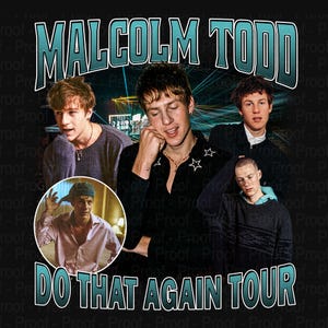 Puede incluir: Una camiseta gráfica negra con el texto MALCOLM TODD y DO THAT AGAIN TOUR en color verde azulado. El diseño incluye cuatro retratos fotográficos de una persona joven con varios atuendos, incluida una camisa rosa y un suéter oscuro, sobre un fondo de concierto.