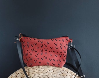 Small canvas crossbody bag in terracotta color, Crossbody purse, Geometric print, Small casual bag, Day bag,  Everyday purse, Boho bag
